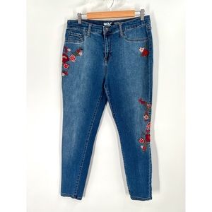 MOSSIMO Medium Wash High Rise Jegging Floral Embroidered Jeans Size 14